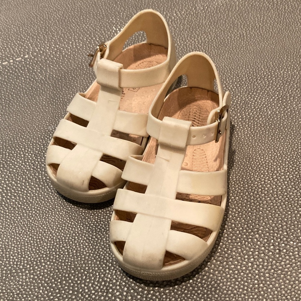 Kids Cream Jelly Fisherman Sandals with Buckle Strap